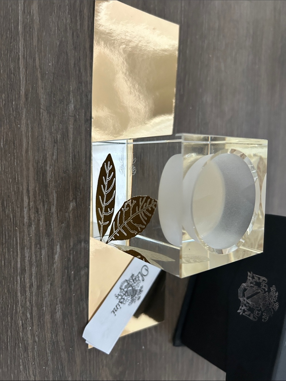 New unused Oscar de la Renta Clear Acrylic Votive with Gold Leaf Motif